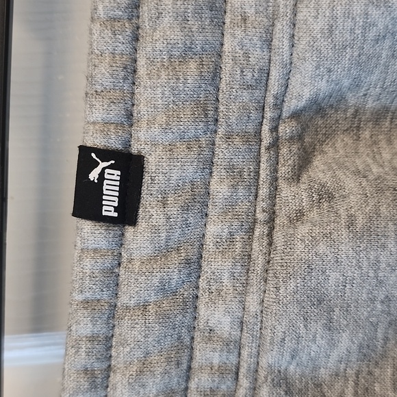 Puma Fleece Shorts - Picture 5 of 5
